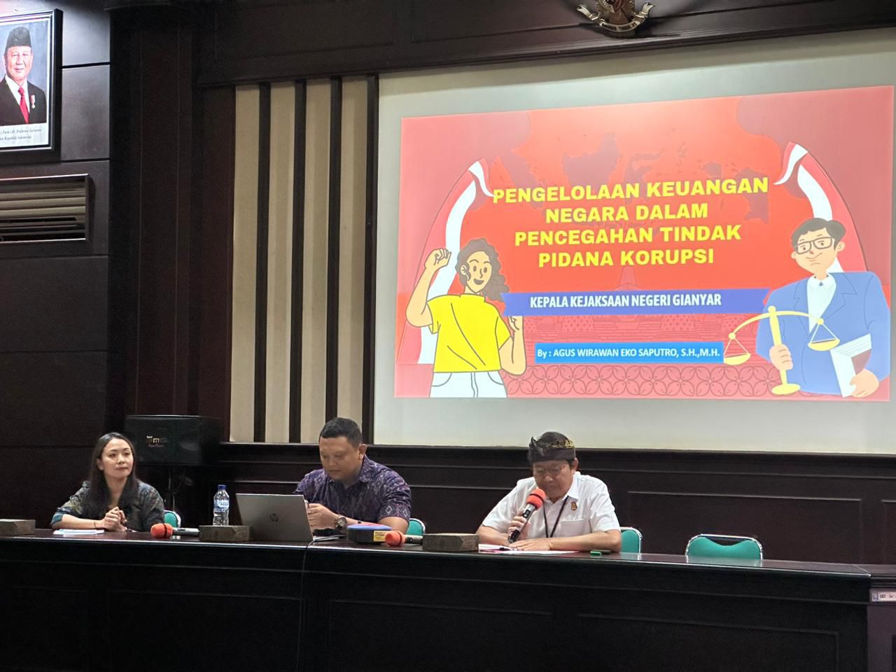 Kejari Gianyar Menjadi Narasumber Dalam Kegiatan Bakti Sosial Sosialisasi Pengelolaan Keuangan Negara Dalam Pencegahan Tindak Pidana Korupsi